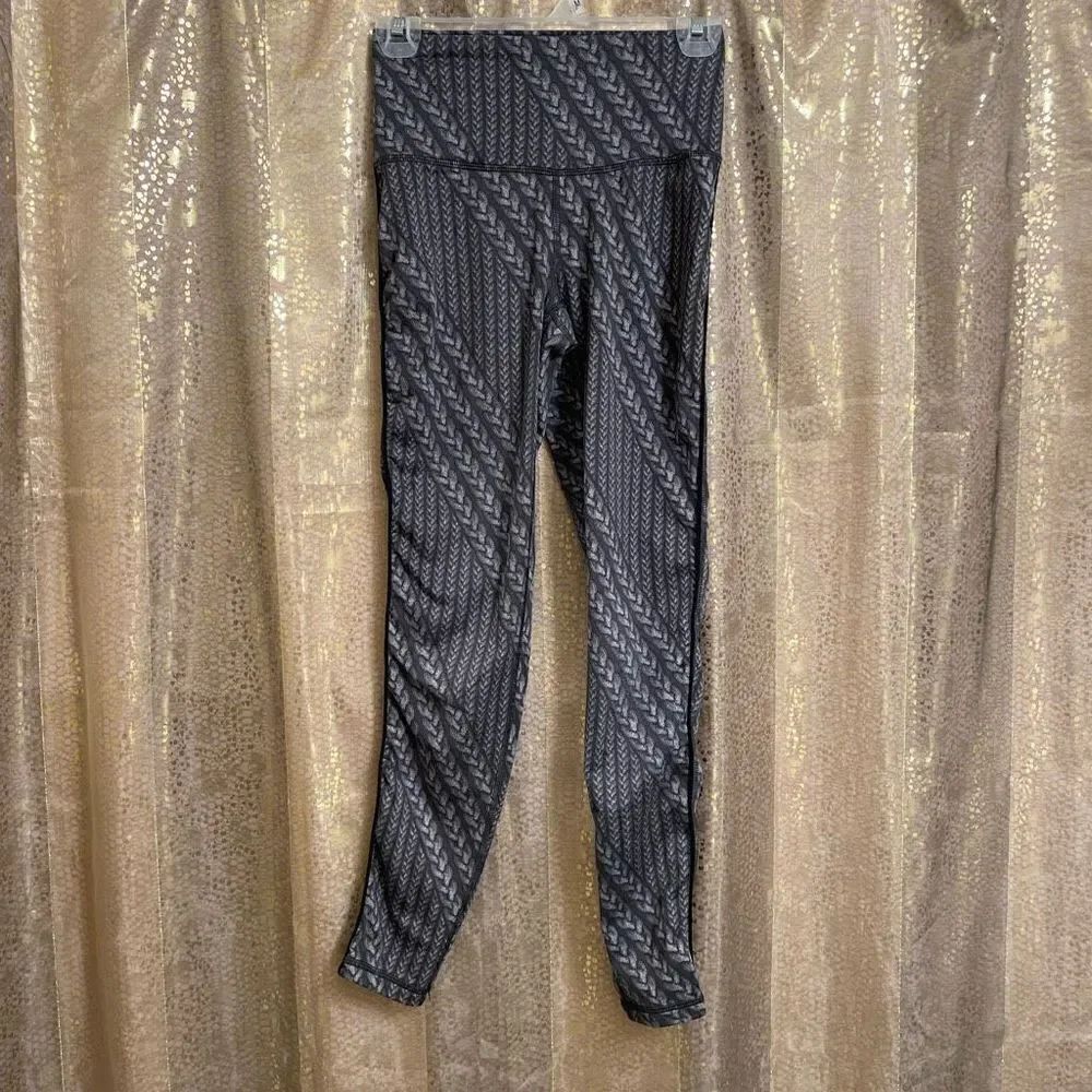 Aerie Chill Play Move High Rise Warm Thick Gray Rope Braid Leggings, Size S